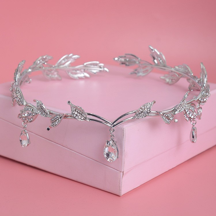 Luxus Kristall Krone Braut Haa – Aerith Cosplay Prop Bewertung und Preis